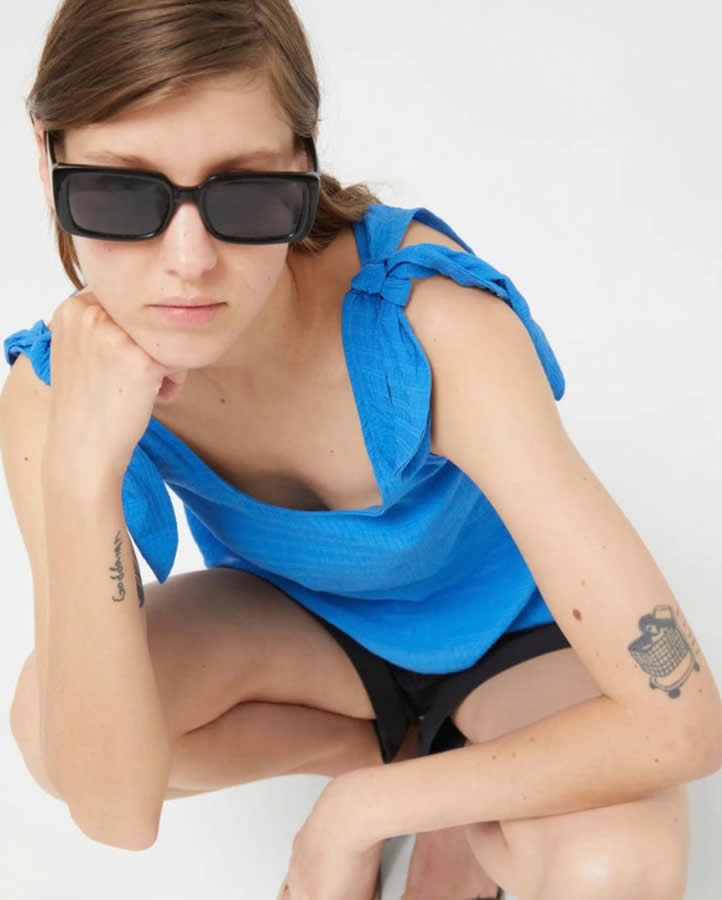 ΓΥΝΑΙΚΕΙΑ ΡΟΥΧΑ -ΑΞΕΣΟΥΑΡ